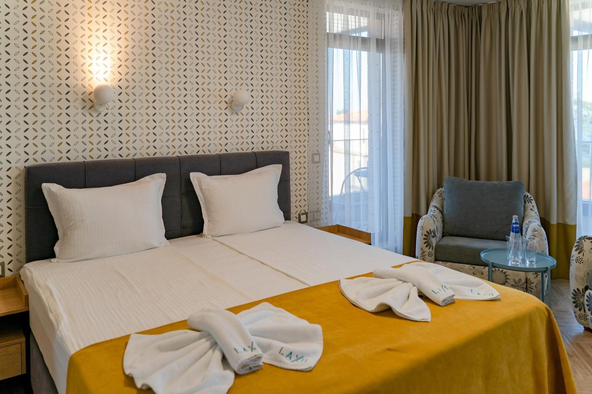 Family Hotel Laxo Obzor Eksteriør bilde