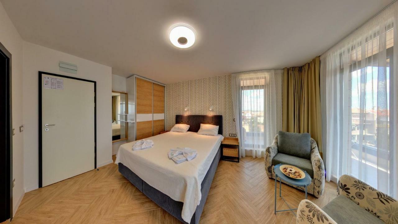 Family Hotel Laxo Obzor Eksteriør bilde